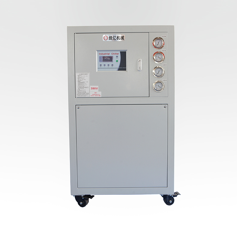 箱型水冷式冷水機